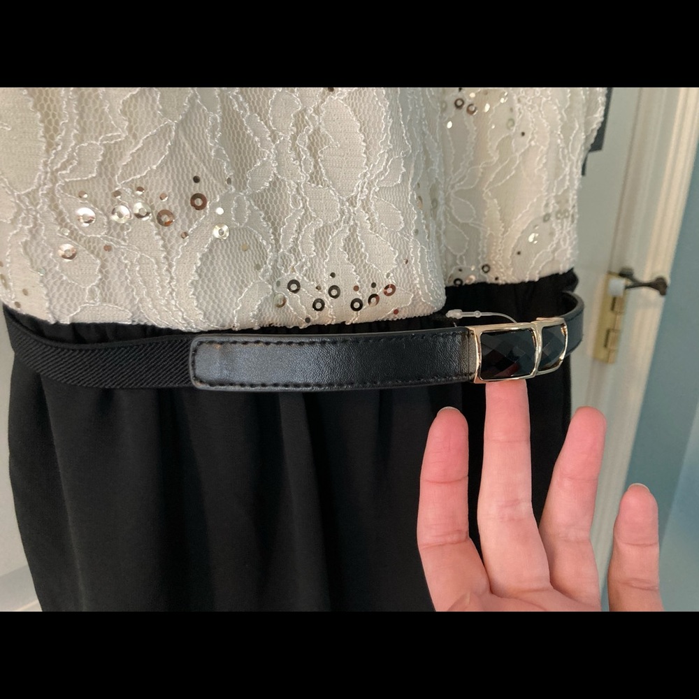 NEW Iz Byer California Sleeveless Lace Top… - Picture 8 of 14